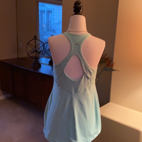Lululemon mint green tank - Picture 3 of 7